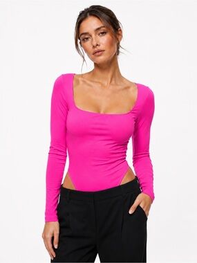 LULULEMON Wundermost Ultra-Soft Nulu Square-Neck Long-Sleeve Bodysuit Small